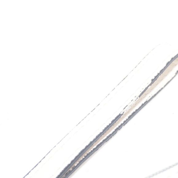 Betsey Johnson Black & White Heart Wristlet - Picture 7 of 7